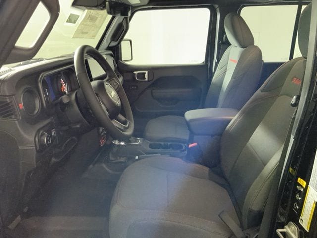2025 Jeep Gladiator Rubicon - Photo 14