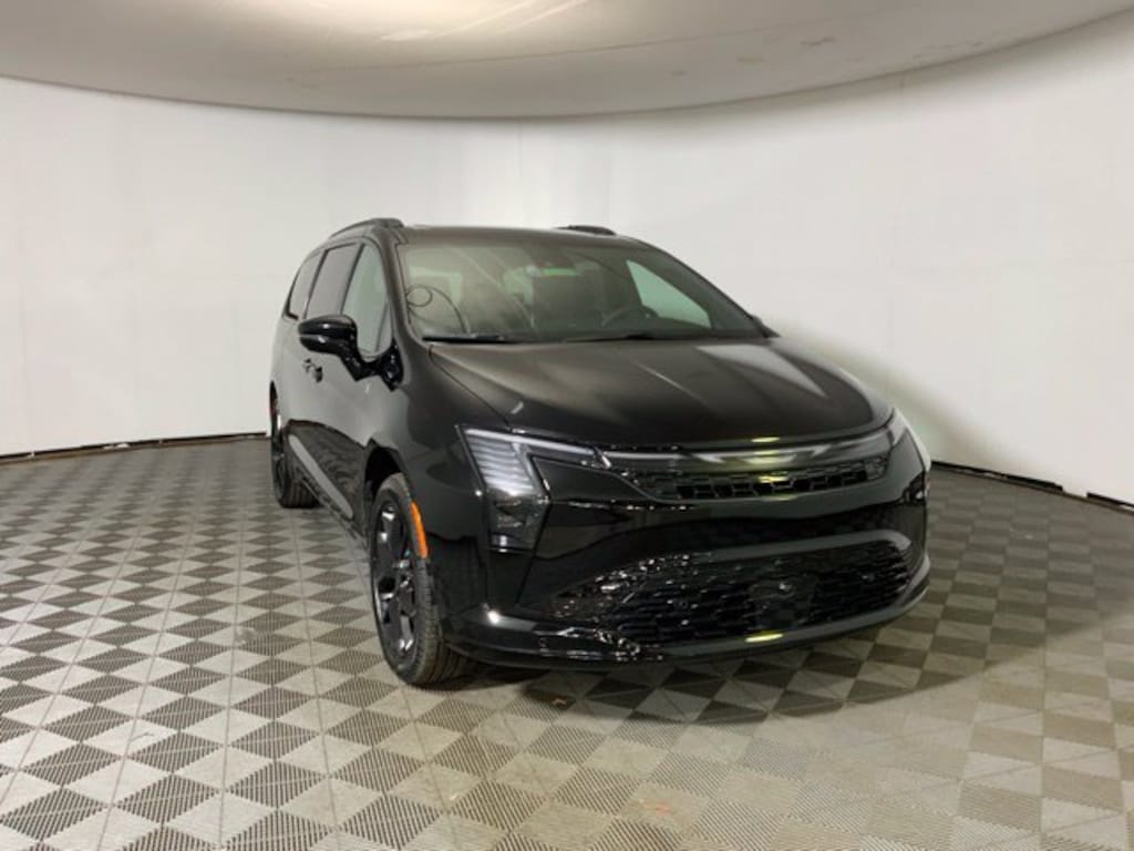 New 2027 Chrysler Pacifica LIMITED AWD Passenger Van