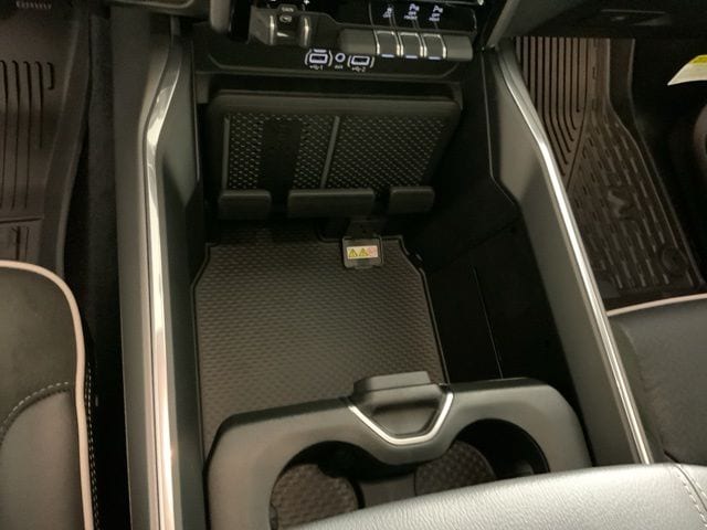 2026 RAM 1500 Laramie - Photo 20