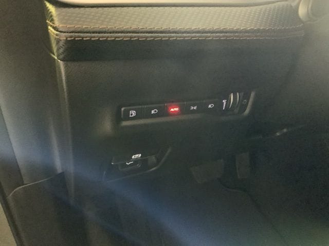 2026 Jeep Cherokee Overland - Photo 20
