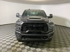 2026 Ram 2500 BLACK EXPRESS CREW CAB 4X2 8' BOX Pickup