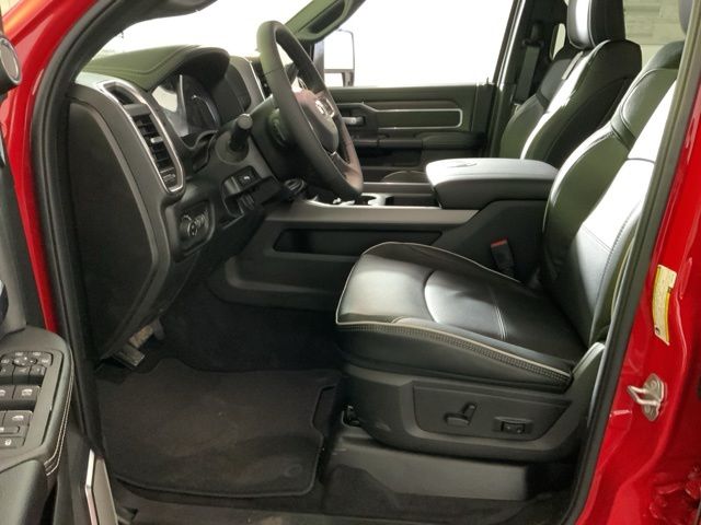 2026 RAM 2500 Laramie - Photo 18