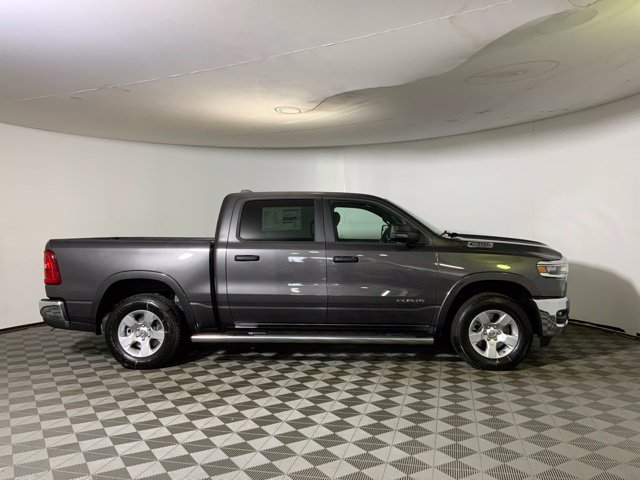 New 2027 Ram 1500 BIG HORN CREW CAB 4X4 5'7 BOX Pickup