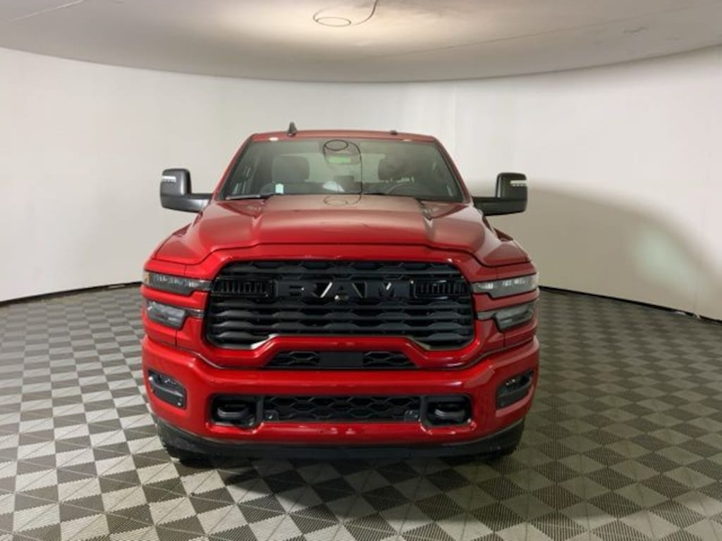 New 2026 Ram 2500 BIG HORN CREW CAB 4X4 6'4 BOX Pickup