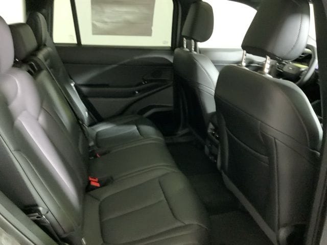 2026 Jeep Cherokee Overland - Photo 37