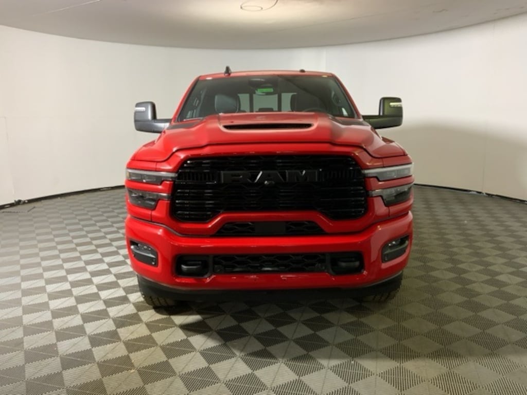 New 2026 Ram 2500 LARAMIE CREW CAB 4X4 8' BOX Pickup
