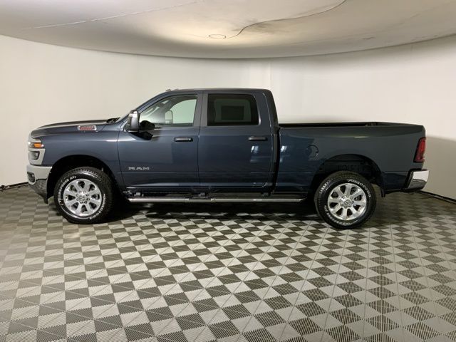 2026 RAM 3500 Big Horn - Photo 11