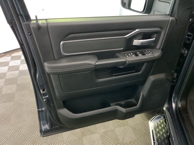 2026 RAM 3500 Big Horn - Photo 26