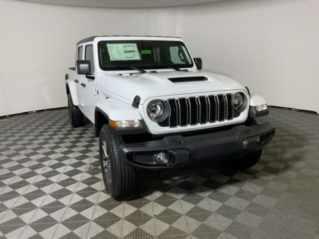 New 2025 Jeep Gladiator SPORT S 4X4 Pickup