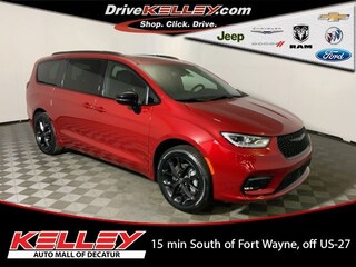 2026 Chrysler Pacifica LIMITED AWD Passenger Van