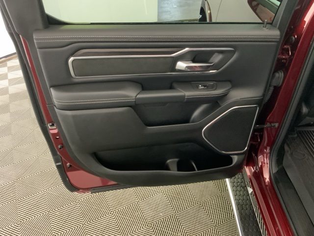 2026 RAM 1500 Laramie - Photo 31