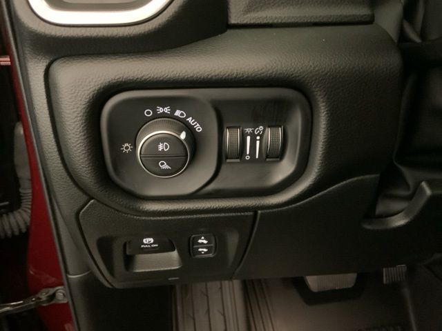2026 RAM 1500 Laramie - Photo 16