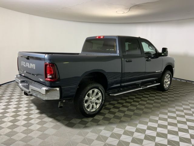 2026 RAM 3500 Big Horn - Photo 6