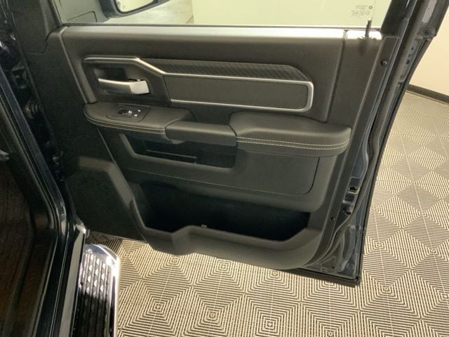 2026 RAM 3500 Big Horn - Photo 35