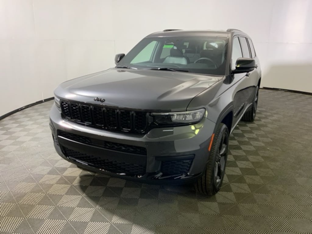 New 2025 Jeep Grand Cherokee L ALTITUDE X 4X4 Sport Utility