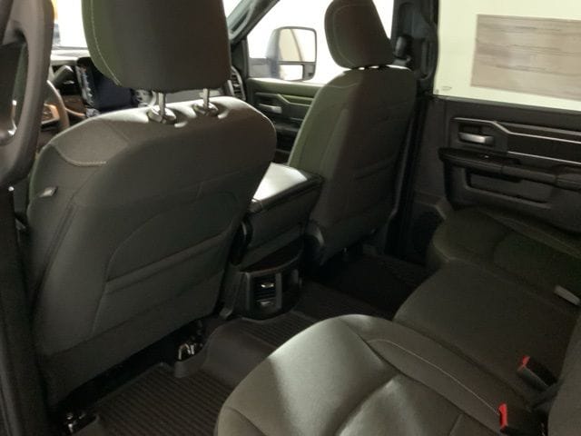 2026 RAM 3500 Big Horn - Photo 28