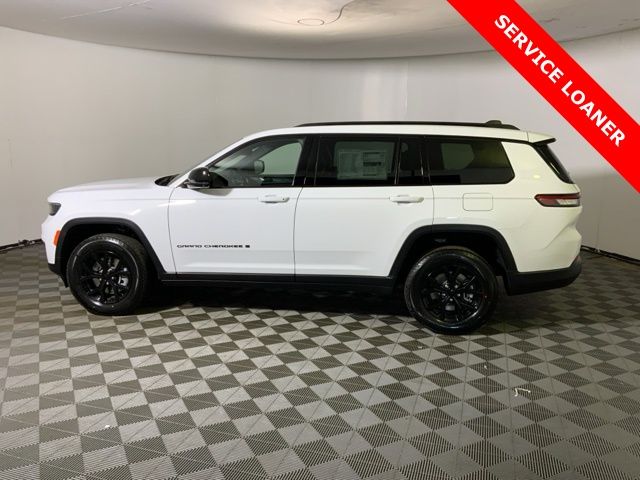 2025 Jeep Grand Cherokee L Altitude - Photo 12