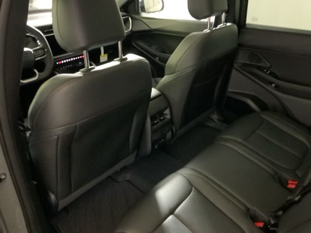 2026 Jeep Cherokee Overland - Photo 30