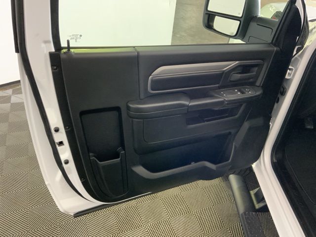 2025 RAM 2500 Tradesman - Photo 25