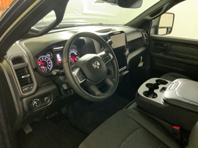 2026 RAM 2500 Tradesman/Black Express - Photo 17