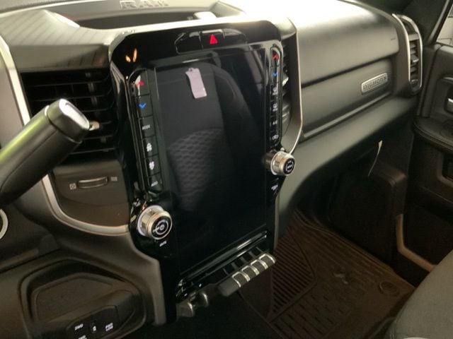 2026 RAM 3500 Big Horn - Photo 20