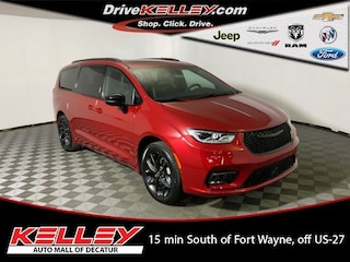 2026 Chrysler Pacifica LIMITED AWD Passenger Van