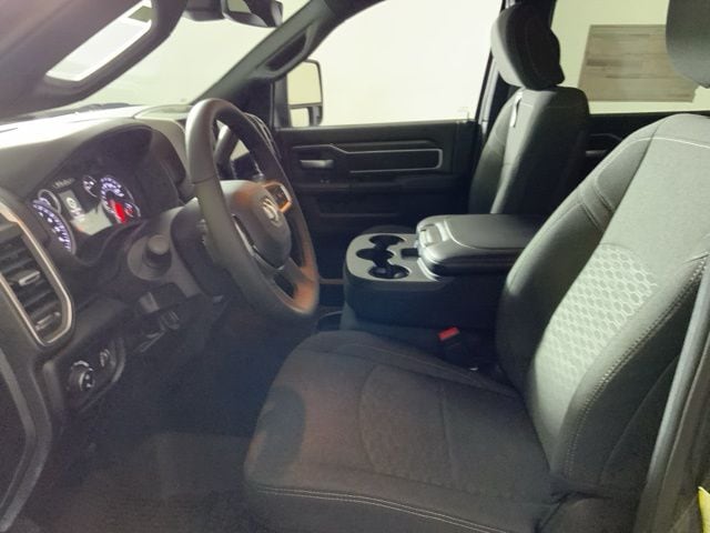 2026 RAM 3500 Big Horn - Photo 15