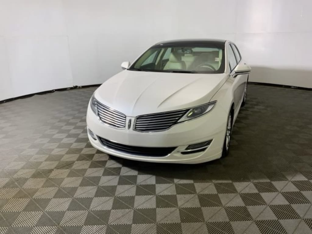 Used 2015 Lincoln MKZ