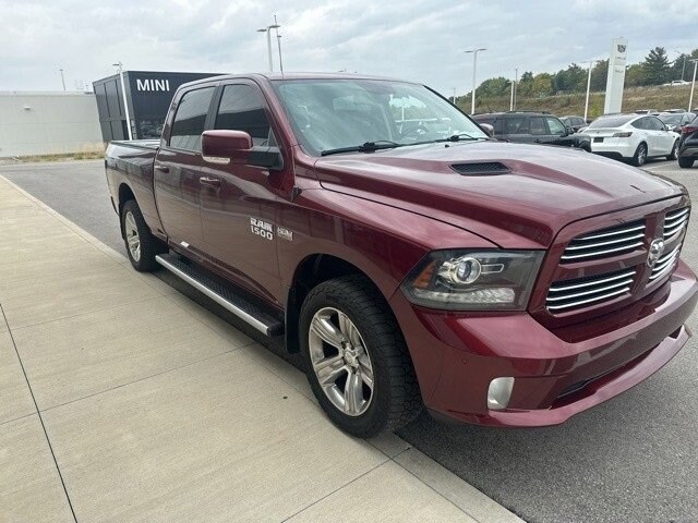 2017 Ram 1500 Sport photo 4