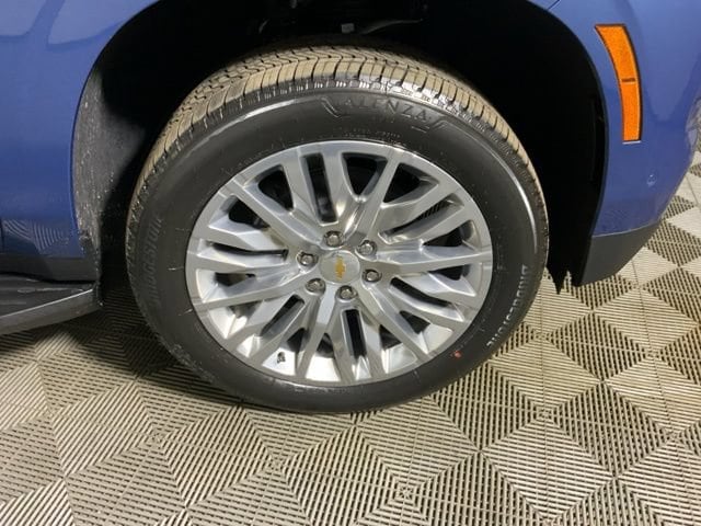 2026 Chevrolet Suburban Premier - Photo 34