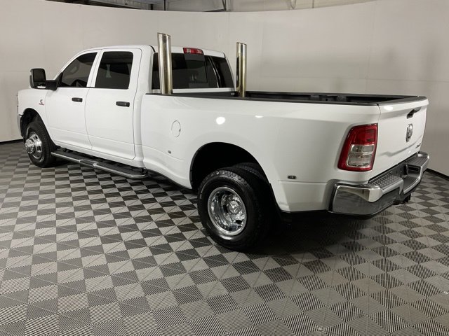 2024 Ram 3500 Tradesman photo 4
