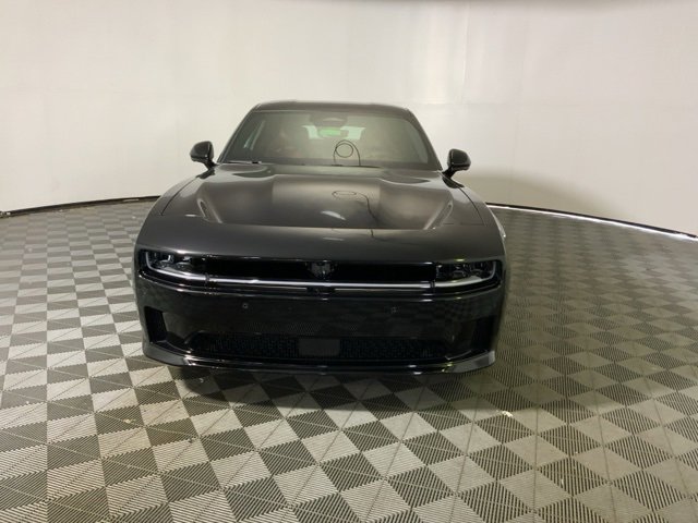 2024 Dodge Charger Daytona Scat Pack photo 2