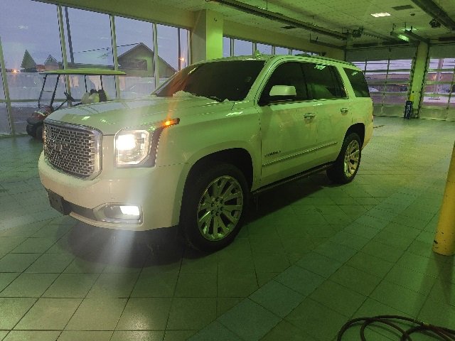 2016 GMC Yukon Denali's photo