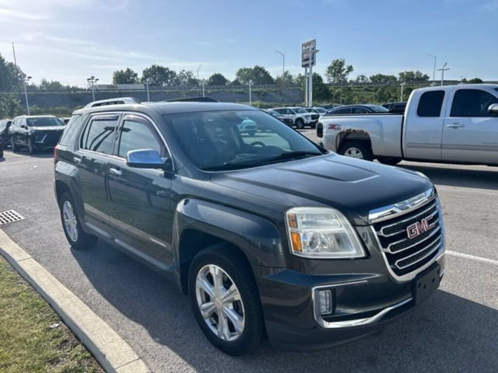 Used 2017 GMC Terrain SLT SUV