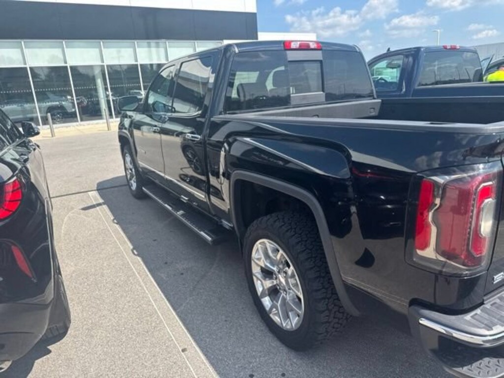 Used 2017 GMC Sierra 1500 SLT Truck