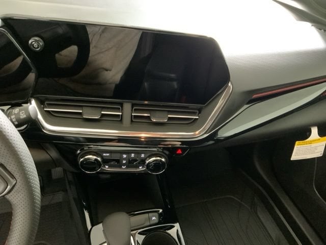 2026 Chevrolet Trax RS - Photo 17