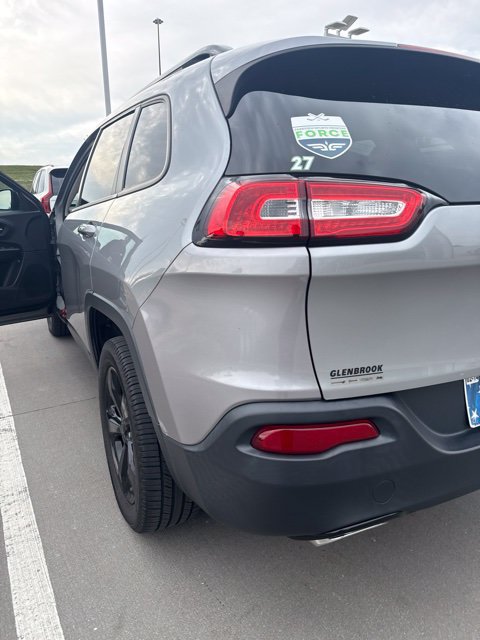 Used 2015 Jeep Cherokee Latitude FWD