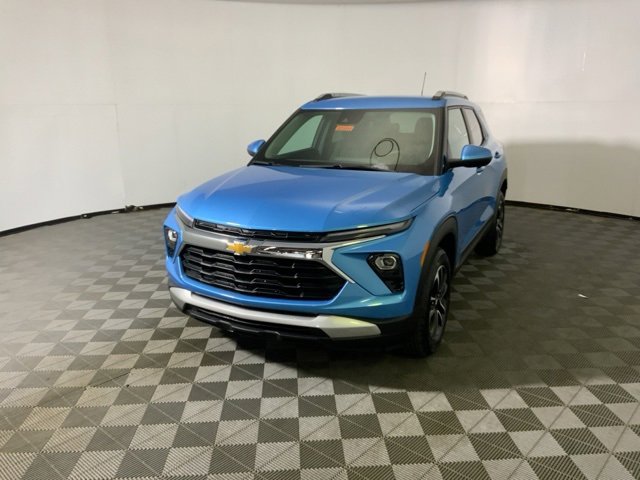2026 Chevrolet Trailblazer LT photo 2