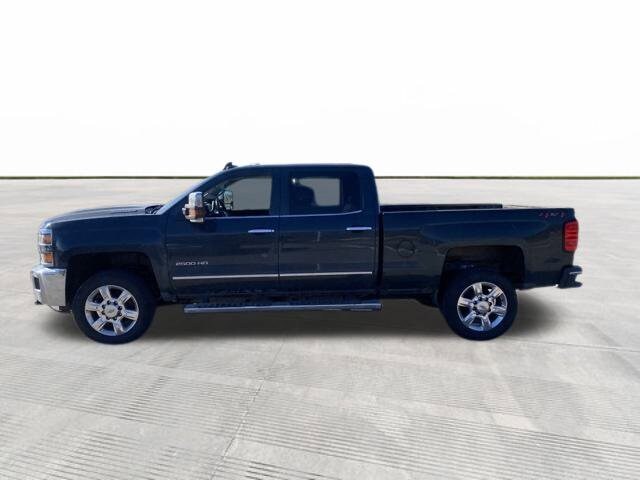 2018 Chevrolet Silverado 2500HD LTZ photo 3