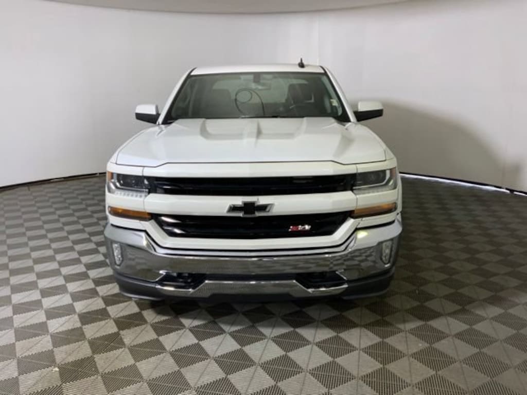 Used 2018 Chevrolet Silverado 1500 LT w/2LT Truck