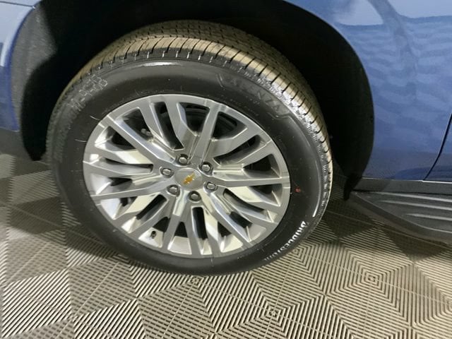 2026 Chevrolet Suburban Premier - Photo 36