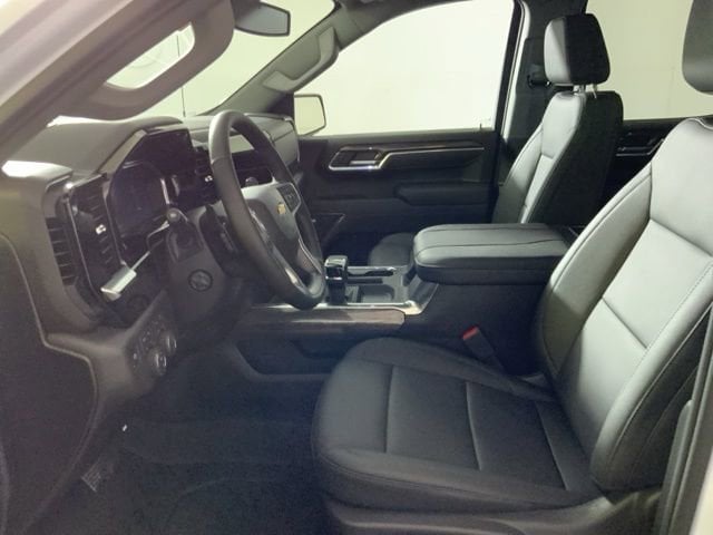 2026 Chevrolet Silverado 1500 LTZ - Photo 16