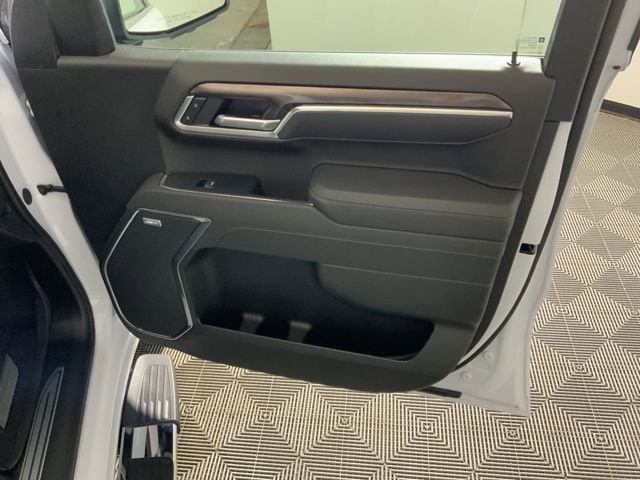 2026 Chevrolet Silverado 1500 LTZ - Photo 36