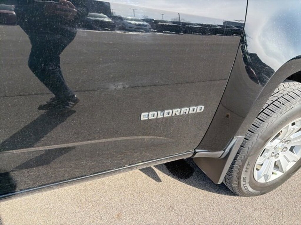 Used 2016 Chevrolet Colorado 2WD LT Truck