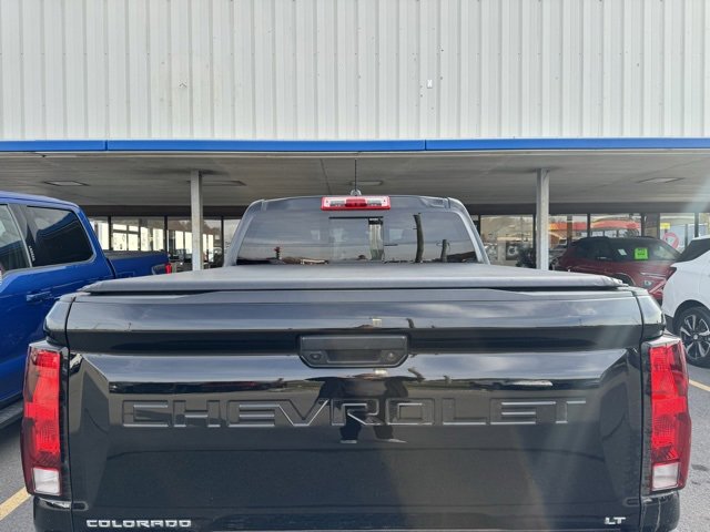 2023 Chevrolet Colorado LT photo 3