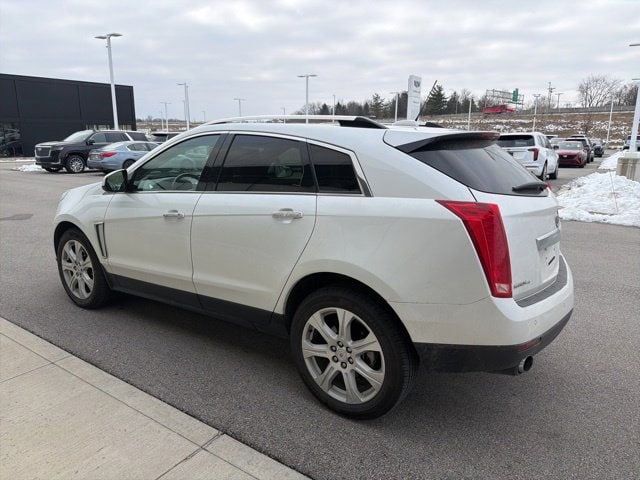Used 2015 Cadillac SRX Performance Collection with VIN 3GYFNFE32FS574239 for sale in Decatur, IN