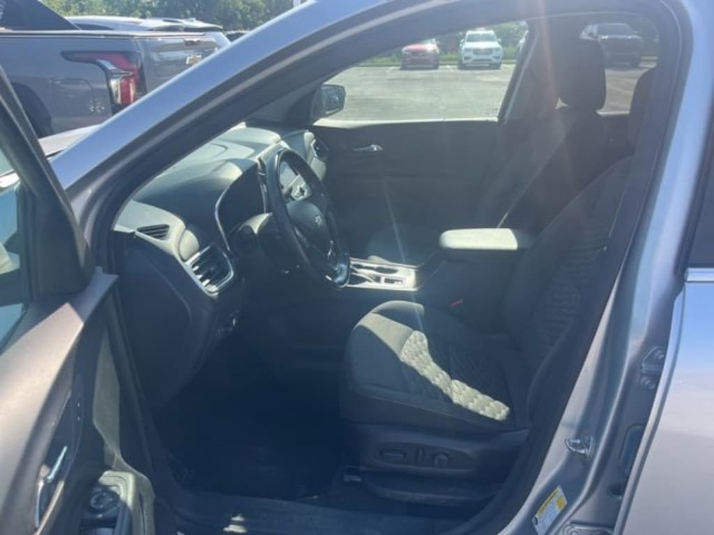 Used 2021 Chevrolet Equinox LT w/1LT SUV