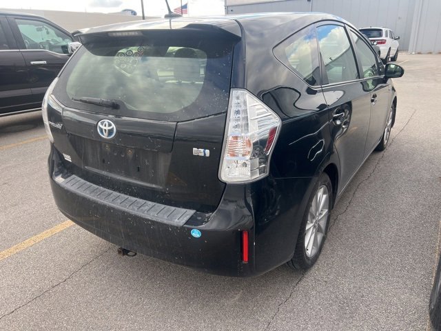 2012 Toyota Prius V Two photo 3