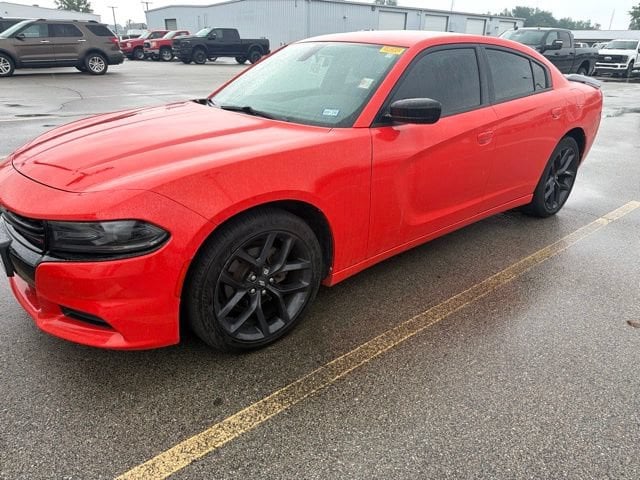 Used 2020 Dodge Charger SXT with VIN 2C3CDXBG3LH187758 for sale in Decatur, IN