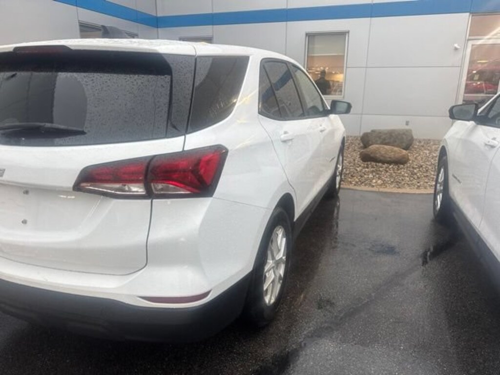 Used 2023 Chevrolet Equinox LS w/1LS SUV